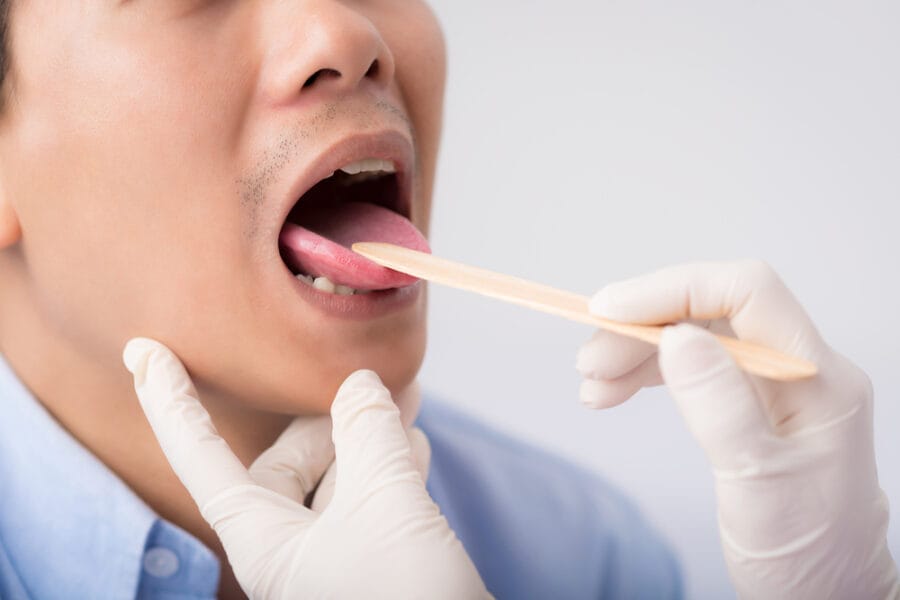 Why Does My Tongue Hurt? Causes of Sore Tongue